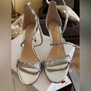 Jewel by Badgley Mischka Silver Strappy Heels
